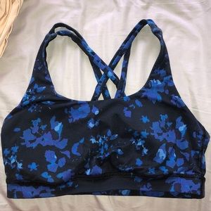 lululemon energy bra size 8